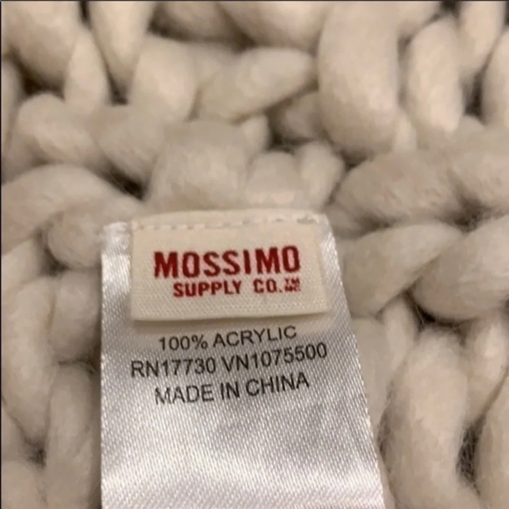 Mossimo chunky infinity scarf
